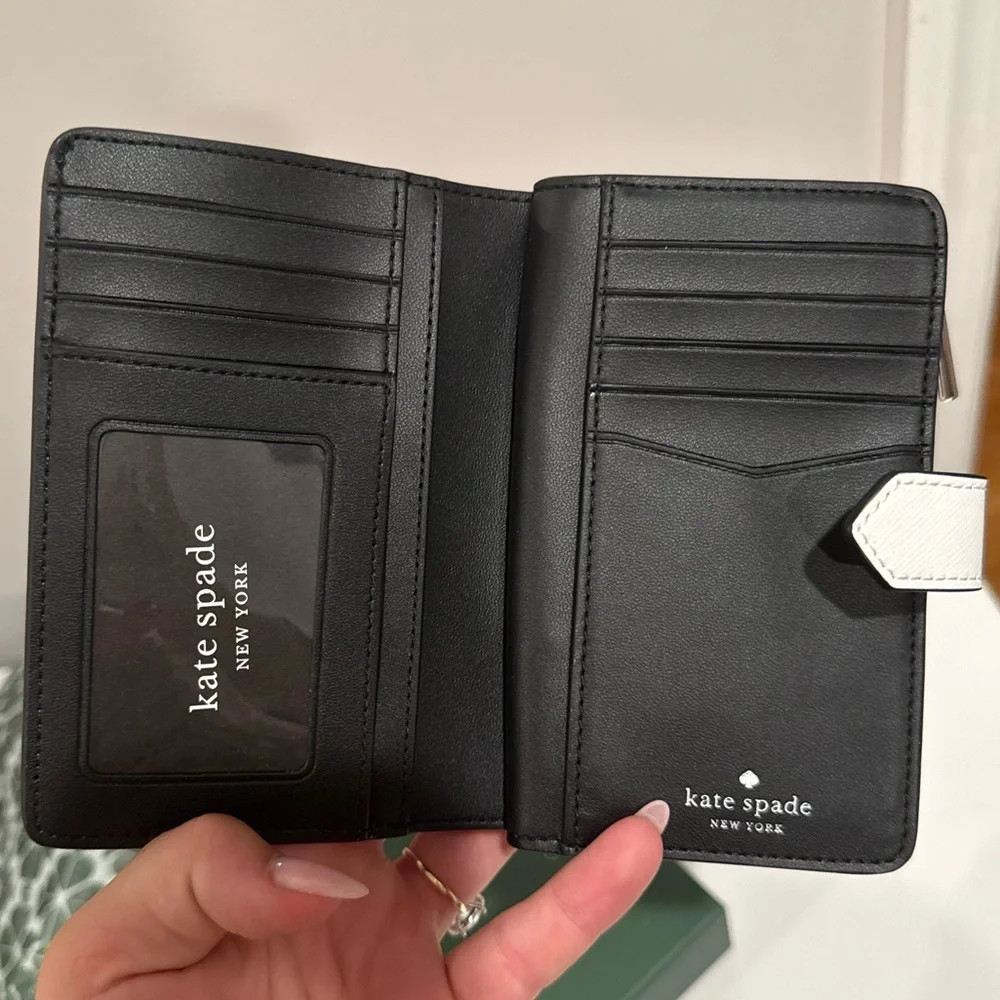 Kate Spade Two-Tone Gray and White Wallet - Picture 5 of 7